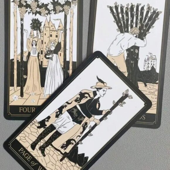 Wyspell Tarot Gold and Black 78 Cards NWT - Picture 2 of 5